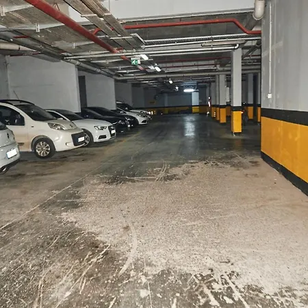 Luxurious And Comfy Views Pool Sauna Parking Διαμέρισμα *