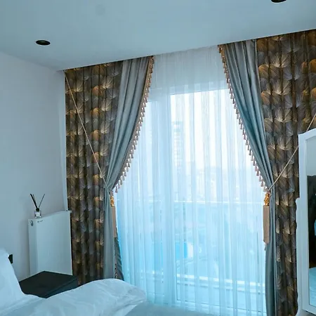 Luxurious And Comfy Views Pool Sauna Parking *