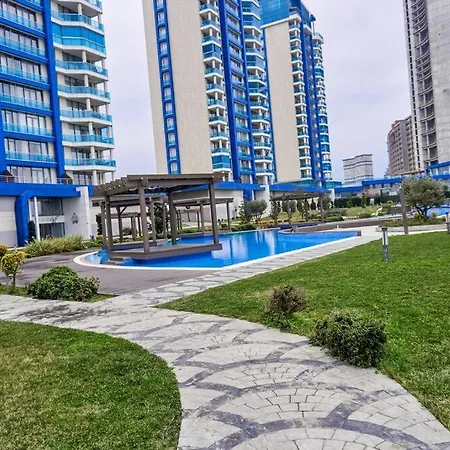 Apartament Luxurious And Comfy Views Pool Sauna Parking