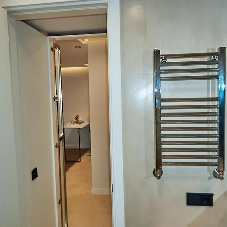 Luxurious And Comfy Views Pool Sauna Parking