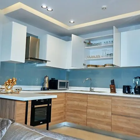 Luxurious And Comfy Views Pool Sauna Parking Istanbulská provincie